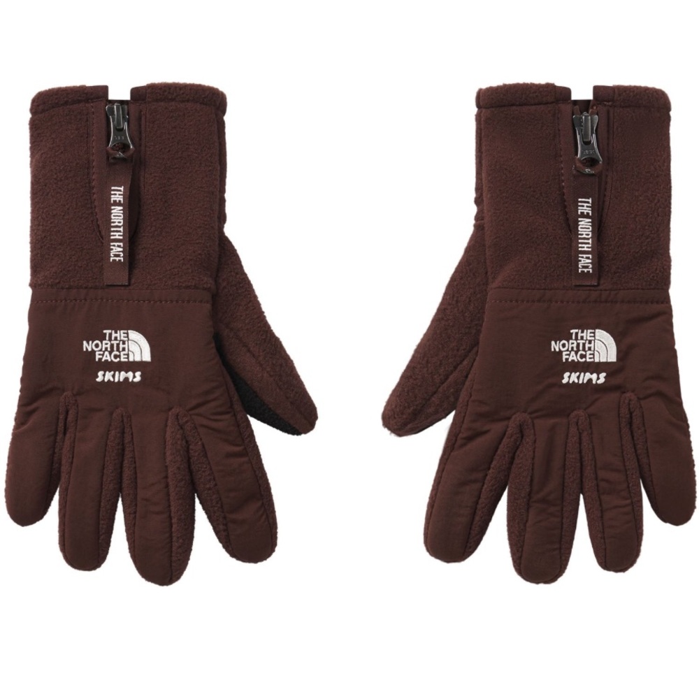 SKIMS x THE NORTH FACE RETRO DENALI FLEECE GLOVES
COCOA